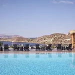Resort Liostasi Chora (Ios)