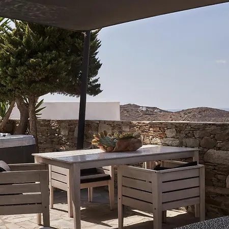 Resort Liostasi Chora (Ios)