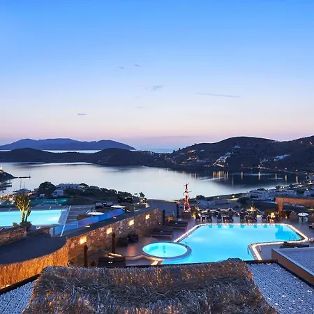 度假村 Liostasi 5*
