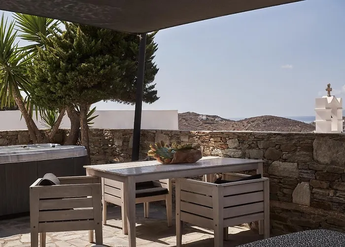 Resort Liostasi Chora